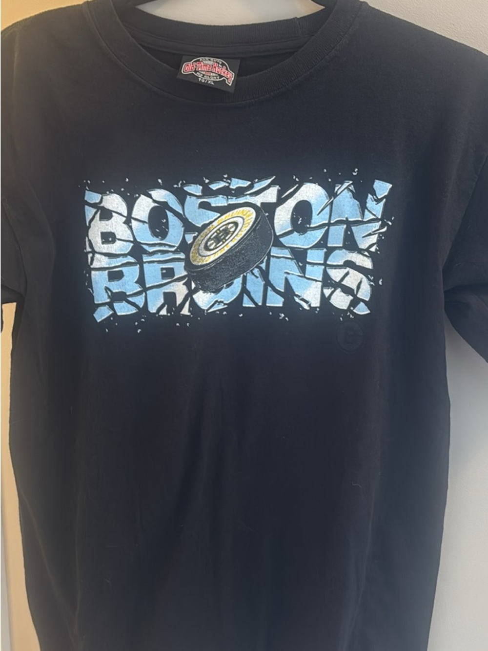 Boston Bruins Black Graphic Short Sleeve Tee